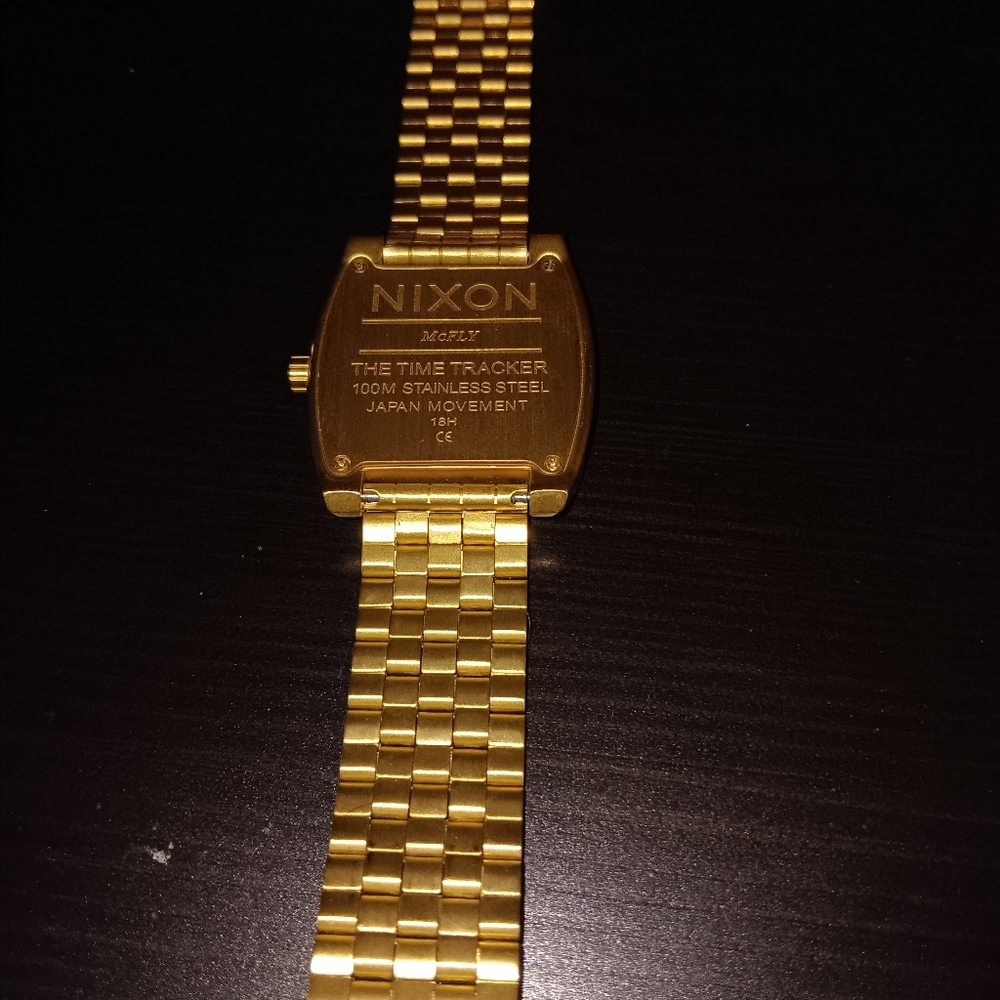 Watch - Picture 5 of 6